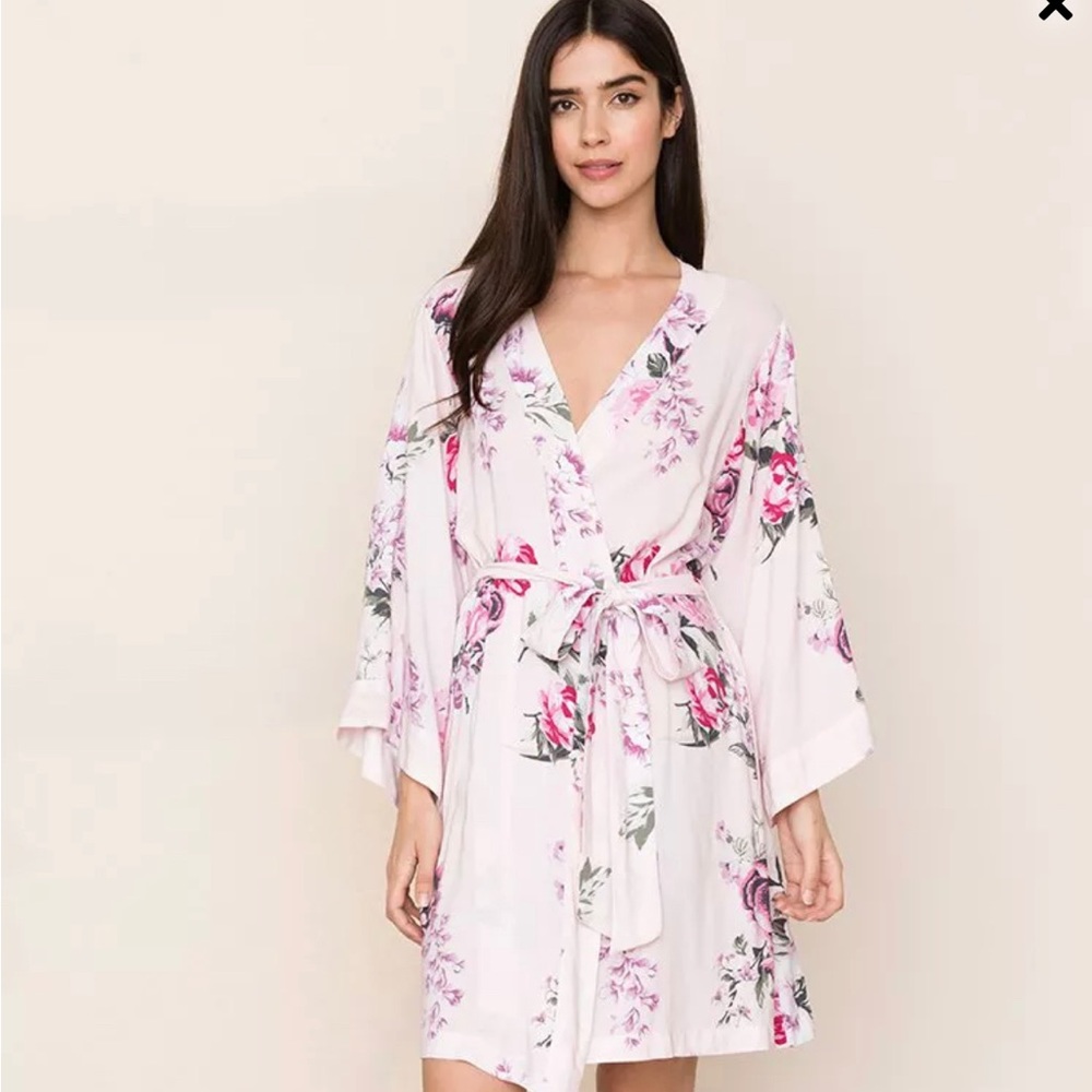 Brand New Yumi Kim Bridal Dream Lover Floral Robe - Small & Medium, Pink